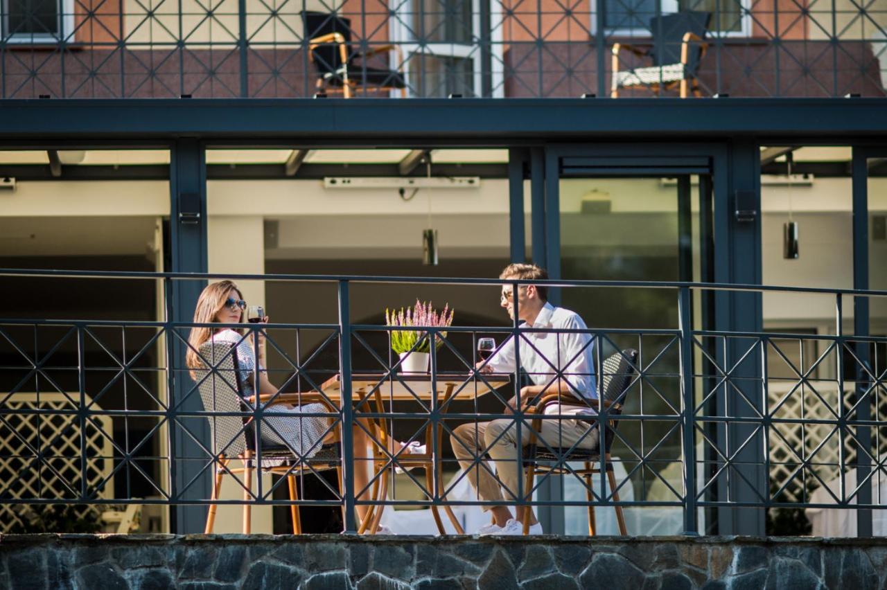 Hotel Nad Pisą Pisz Buitenkant foto