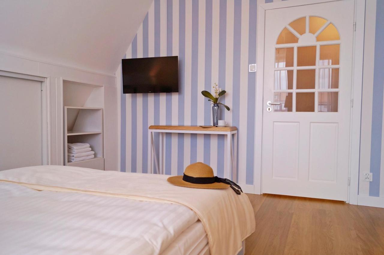 Hotel Nad Pisą Pisz Buitenkant foto
