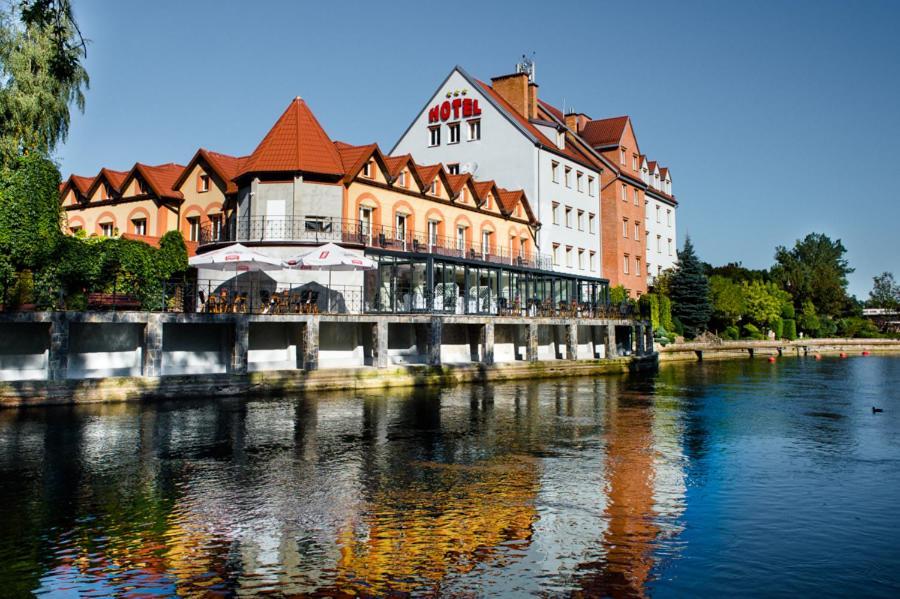 Hotel Nad Pisą Pisz Buitenkant foto