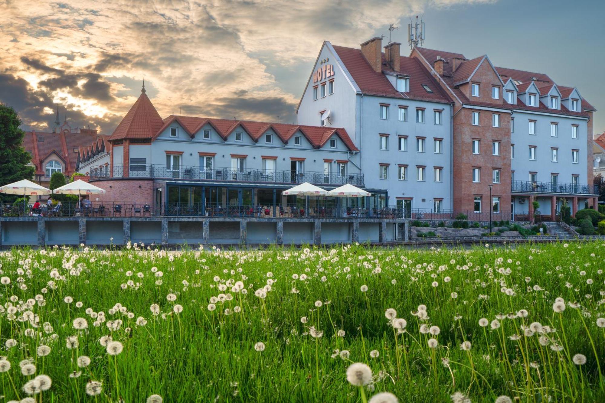 Hotel Nad Pisą Pisz Buitenkant foto