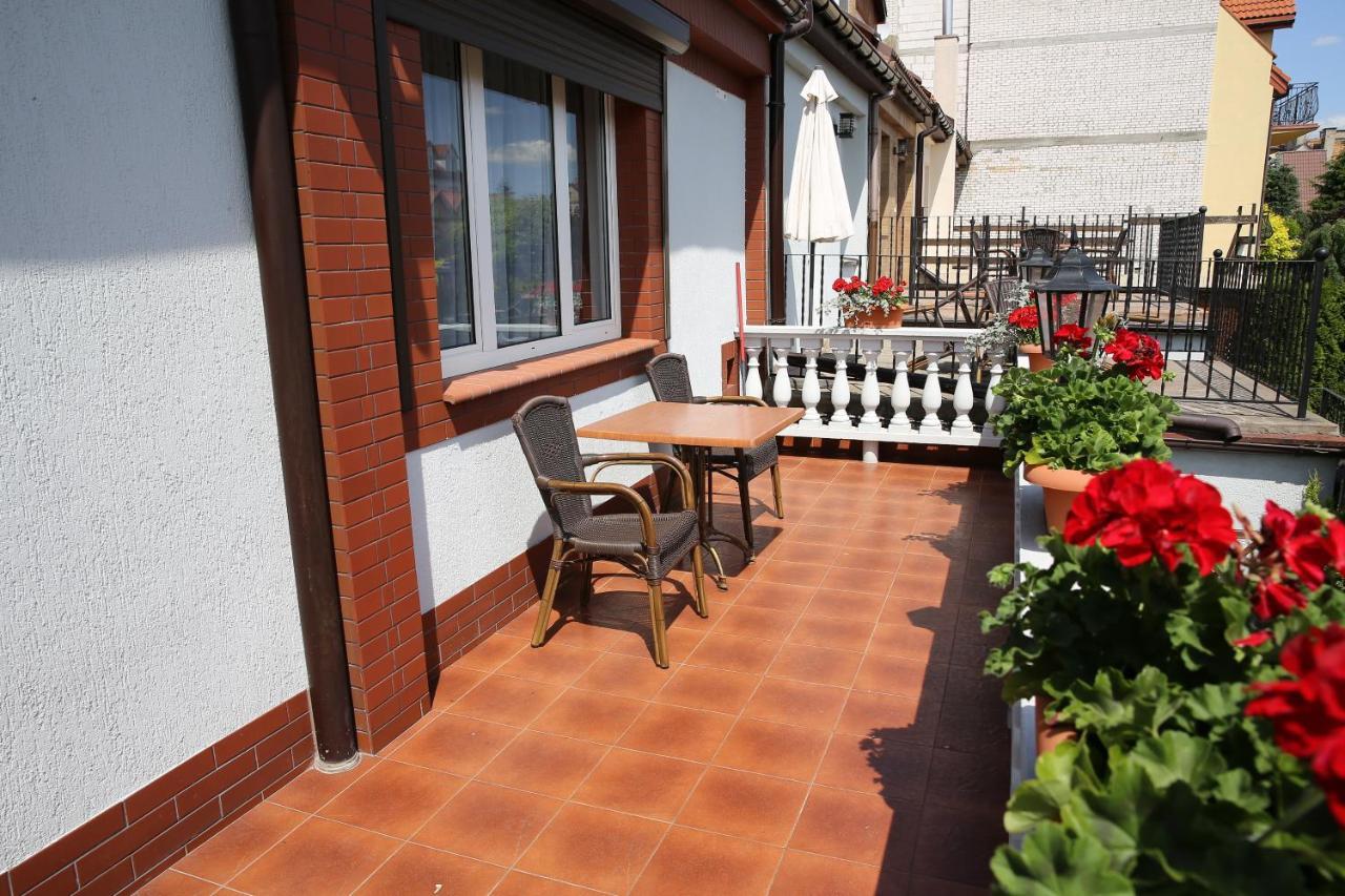 Hotel Nad Pisą Pisz Buitenkant foto
