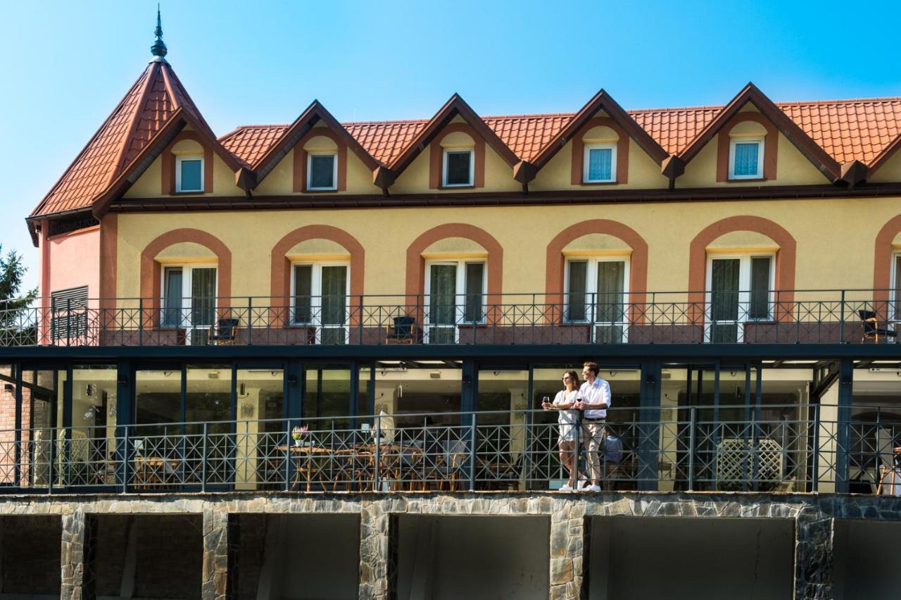 Hotel Nad Pisą Pisz Buitenkant foto